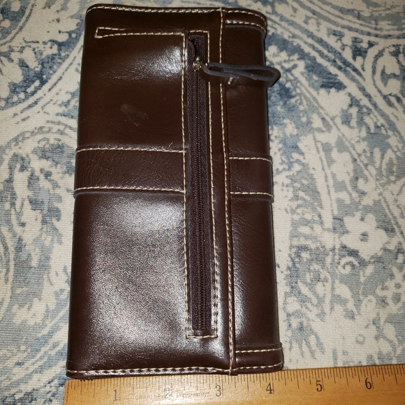 ❤️SOLD!❤️Wallet Liz & Co brown - Picture 3 of 6